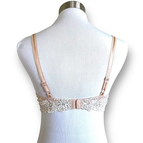 Wacoal Womens Embrace Lace Push Up Bra 36B Nude White Underwire 858191 Padded - Picture 6 of 8